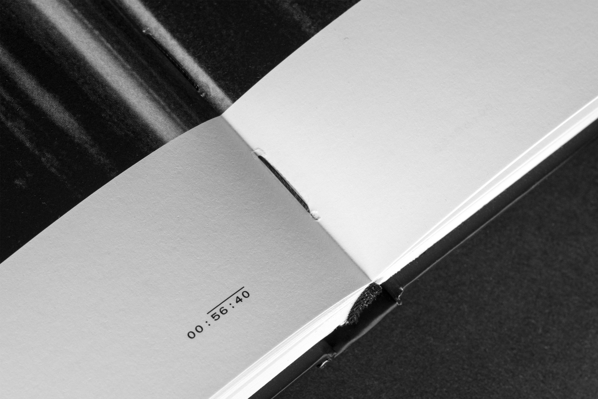 Gallery Coffee and Cigarettes book pagination detail view